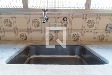 Casa à venda com 194m², 3 quartos e 2 vagasCozinha Detalhe