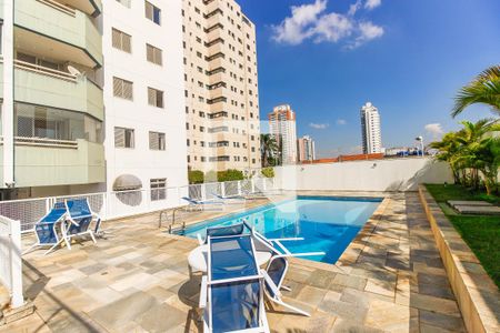 Apartamento à venda com 80m², 3 quartos e 2 vagasÁrea comum - Piscina