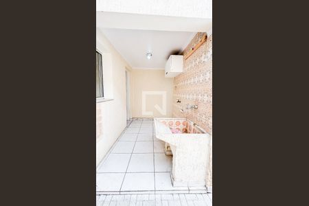 Casa à venda com 175m², 3 quartos e 2 vagasÁrea de Serviço