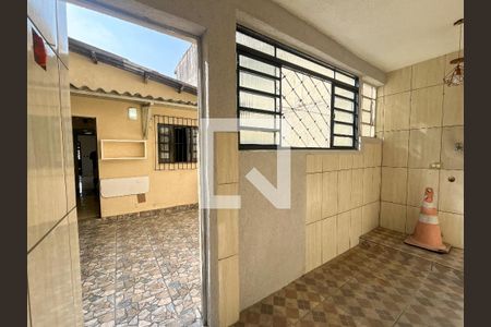 Casa para alugar com 110m², 2 quartos e 1 vaga Casa para alugar com 110m², 2 quartos e 1 vagaÁrea de Serviço