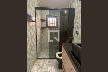 Casa para alugar com 110m², 2 quartos e 1 vaga Casa para alugar com 110m², 2 quartos e 1 vagaBanheiro Corredor