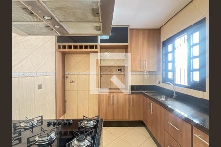 Casa para alugar com 110m², 2 quartos e 1 vaga Casa para alugar com 110m², 2 quartos e 1 vagaCozinha