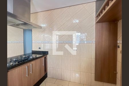 Casa para alugar com 110m², 2 quartos e 1 vaga Casa para alugar com 110m², 2 quartos e 1 vagaCozinha
