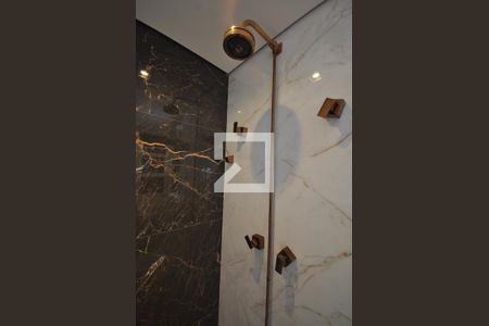 Apartamento à venda com 81m², 3 quartos e 2 vagasBanheiro da Suíte