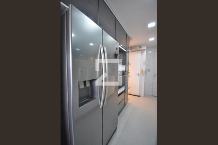 Apartamento à venda com 81m², 3 quartos e 2 vagasCozinha