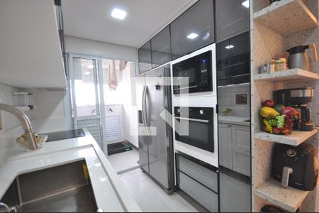 Apartamento à venda com 81m², 3 quartos e 2 vagasCozinha