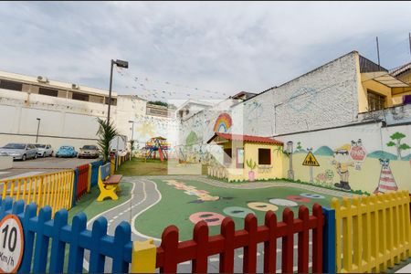 Apartamento para alugar com 47m², 2 quartos e 1 vaga Apartamento para alugar com 47m², 2 quartos e 1 vagaPlayground