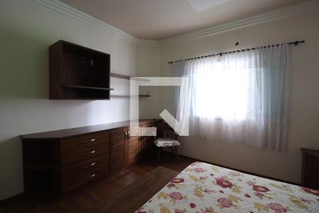 Casa de condomínio à venda com 478m², 5 quartos e 6 vagasSuíte