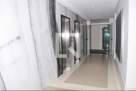 Apartamento à venda com 87m², 2 quartos e 2 vagasHall Elevadores