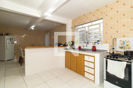 Casa à venda com 200m², 2 quartos e 2 vagas Casa à venda com 200m², 2 quartos e 2 vagasCozinha Casa 2