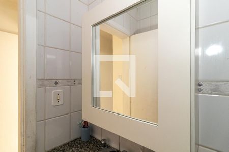 Casa à venda com 200m², 2 quartos e 2 vagas Casa à venda com 200m², 2 quartos e 2 vagasBanheiro Casa 3