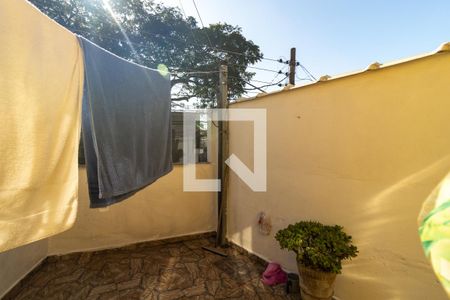 Casa à venda com 200m², 2 quartos e 2 vagas Casa à venda com 200m², 2 quartos e 2 vagasVista do Quarto 2 Casa 1