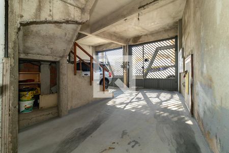 Casa à venda com 200m², 2 quartos e 2 vagas Casa à venda com 200m², 2 quartos e 2 vagasGaragem