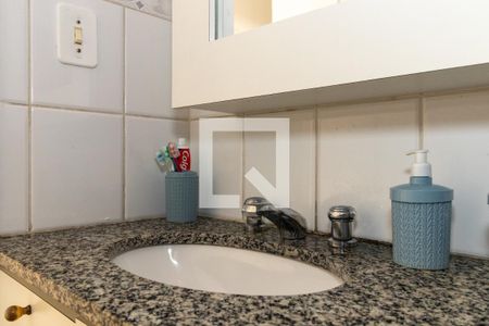 Casa à venda com 200m², 2 quartos e 2 vagas Casa à venda com 200m², 2 quartos e 2 vagasBanheiro Casa 3