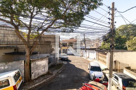 Casa à venda com 200m², 2 quartos e 2 vagas Casa à venda com 200m², 2 quartos e 2 vagasVista da Área externa Casa 1