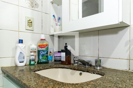 Casa à venda com 200m², 2 quartos e 2 vagas Casa à venda com 200m², 2 quartos e 2 vagasBanheiro Casa 2