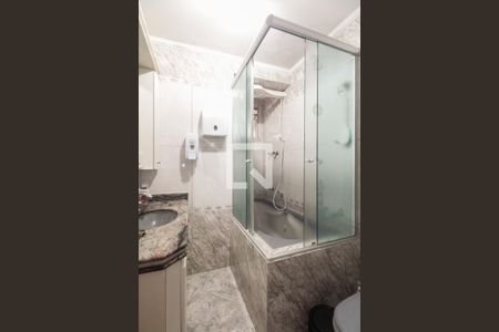 Apartamento à venda com 122m², 3 quartos e 1 vaga Apartamento à venda com 122m², 3 quartos e 1 vagaBanheiro Social