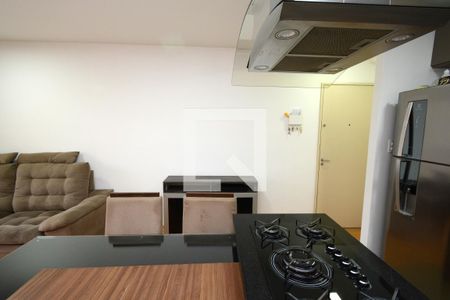 Sala/Cozinha de apartamento à venda com 3 quartos, 63m² em Vila Inglesa, São Paulo