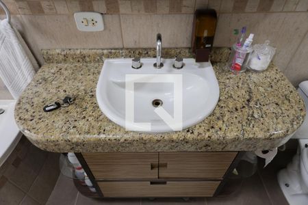 Casa à venda com 262m², 3 quartos e 4 vagas Casa à venda com 262m², 3 quartos e 4 vagasBanheiro da Suíte