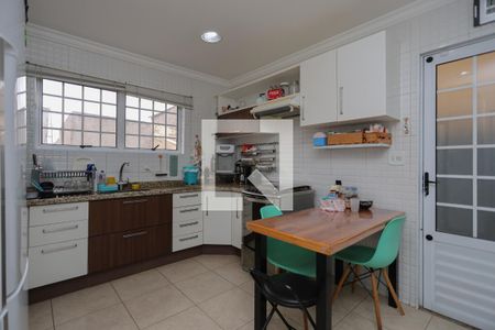 Casa à venda com 262m², 3 quartos e 4 vagas Casa à venda com 262m², 3 quartos e 4 vagasCozinha