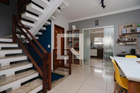 Casa à venda com 262m², 3 quartos e 4 vagas Casa à venda com 262m², 3 quartos e 4 vagasSala de jantar
