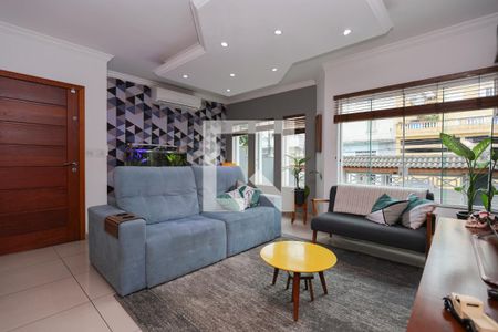 Casa à venda com 262m², 3 quartos e 4 vagas Casa à venda com 262m², 3 quartos e 4 vagasSala de estar