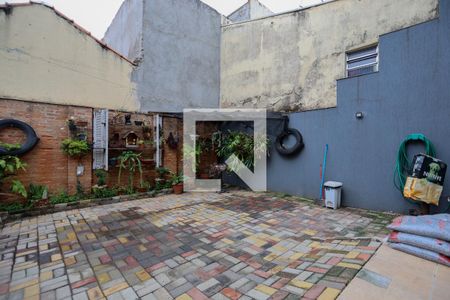 Casa à venda com 262m², 3 quartos e 4 vagas Casa à venda com 262m², 3 quartos e 4 vagasQuintal