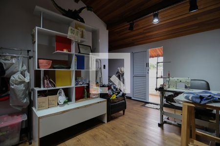 Casa à venda com 262m², 3 quartos e 4 vagas Casa à venda com 262m², 3 quartos e 4 vagasQuarto 2