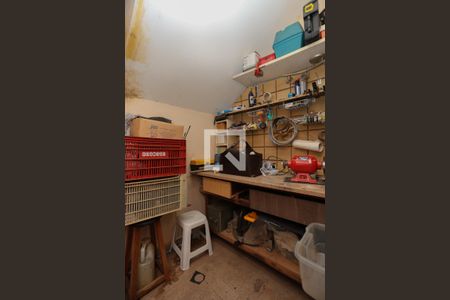 Casa à venda com 262m², 3 quartos e 4 vagas Casa à venda com 262m², 3 quartos e 4 vagasQuarto de ferramentas