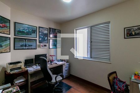 Quarto 1 de apartamento à venda com 4 quartos, 200m² em Ouro Preto, Belo Horizonte