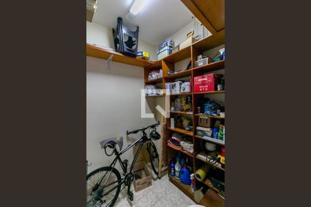 Apartamento à venda com 200m², 4 quartos e 2 vagasÁrea de serviço - Quarto 