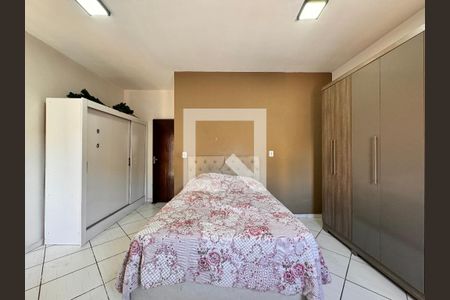 Apartamento à venda com 100m², 2 quartos e 2 vagasQuarto 2