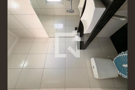 Apartamento à venda com 100m², 2 quartos e 2 vagasBanheiro de serviço