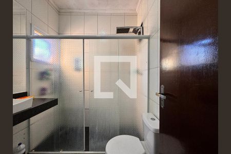 Apartamento à venda com 100m², 2 quartos e 2 vagasBanheiro 