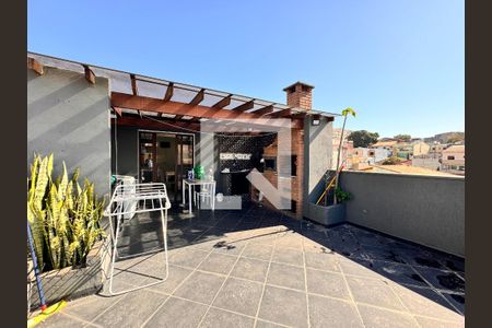 Apartamento à venda com 100m², 2 quartos e 2 vagasCobertura