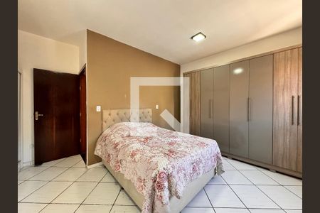 Apartamento à venda com 100m², 2 quartos e 2 vagasQuarto 2