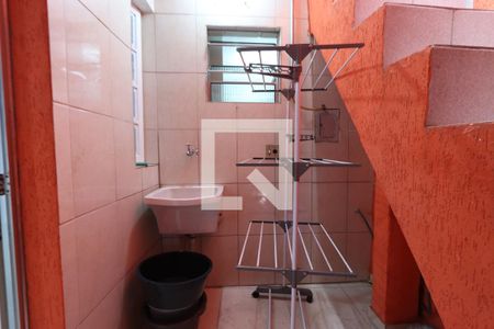 Casa à venda com 150m², 5 quartos e 2 vagasLavanderia - Casa 3