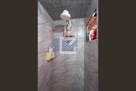 Casa à venda com 150m², 5 quartos e 2 vagasBanheiro - Casa 4