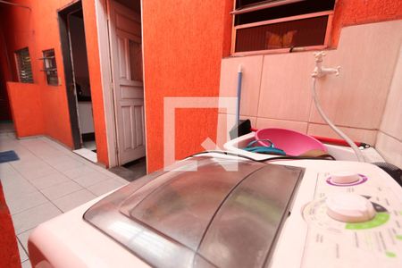 Casa à venda com 150m², 5 quartos e 2 vagasLavanderia - Casa 4