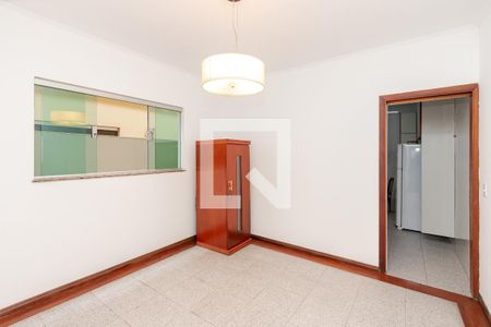 Casa à venda com 200m², 3 quartos e 2 vagas Casa à venda com 200m², 3 quartos e 2 vagasCopa