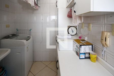Apartamento à venda com 70m², 2 quartos e 1 vaga Apartamento à venda com 70m², 2 quartos e 1 vagaÁrea de Serviço