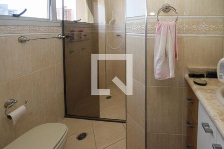 Apartamento à venda com 70m², 2 quartos e 1 vaga Apartamento à venda com 70m², 2 quartos e 1 vagaBanheiro da Suíte