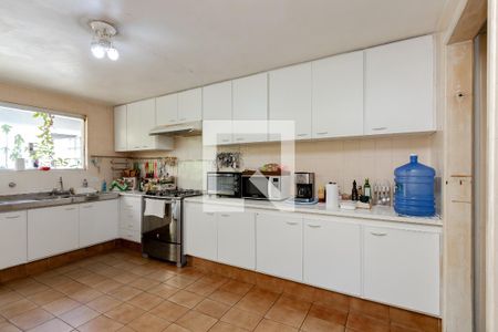 Casa à venda com 600m², 4 quartos e 3 vagasCozinha