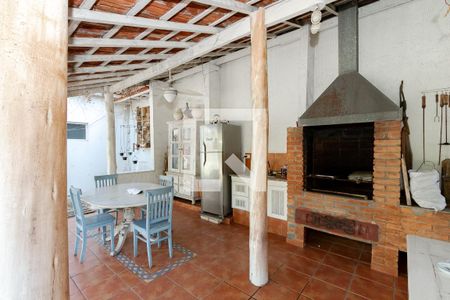 Casa à venda com 600m², 4 quartos e 3 vagasChurrasqueira