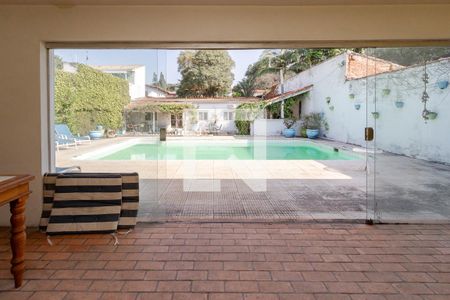 Casa à venda com 600m², 4 quartos e 3 vagasÁrea da Piscina