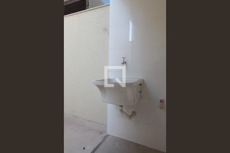 Casa à venda com 86m², 3 quartos e 1 vagaArea de Serviço