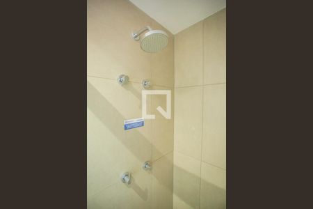 Banheiro de kitnet/studio para alugar com 1 quarto, 27m² em Vila Clementino, São Paulo