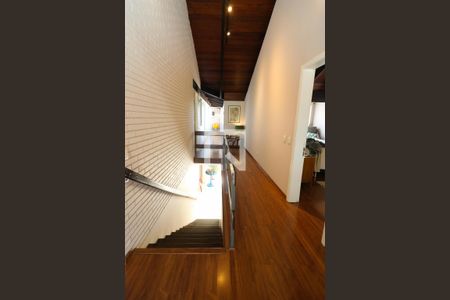 Casa à venda com 328m², 3 quartos e 2 vagasCorredor