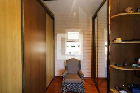 Casa à venda com 328m², 3 quartos e 2 vagasCloset