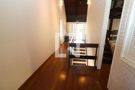 Casa à venda com 328m², 3 quartos e 2 vagasHall